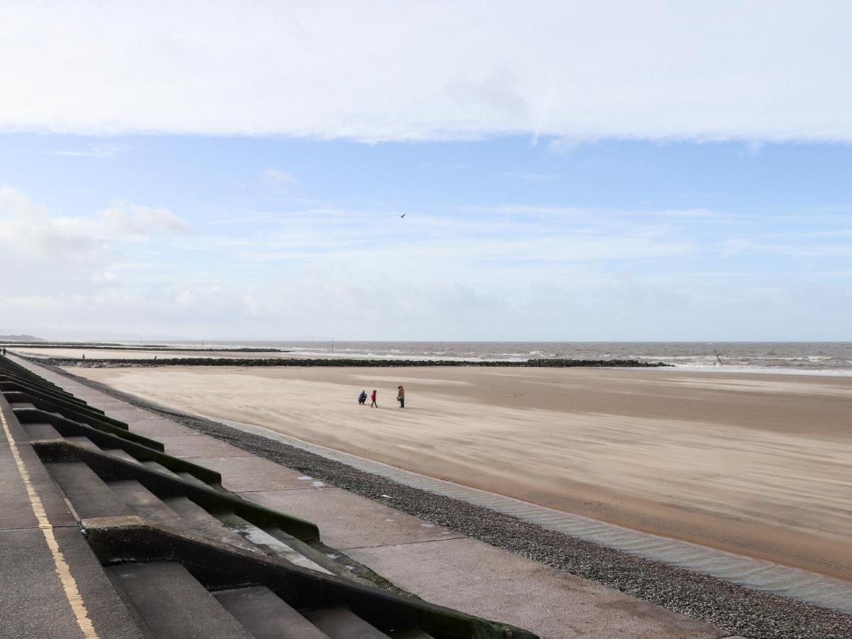 The Hollies Villa Prestatyn Luaran gambar