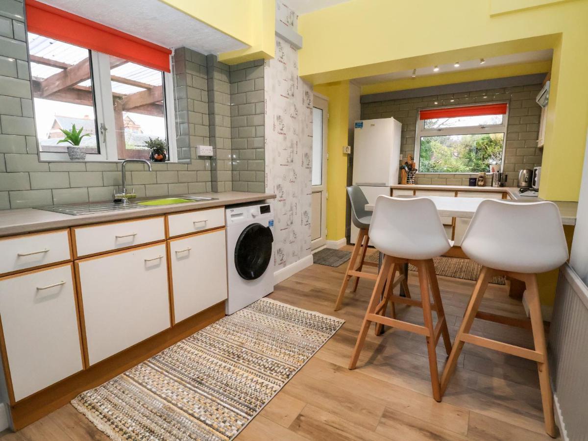 The Hollies Villa Prestatyn Luaran gambar